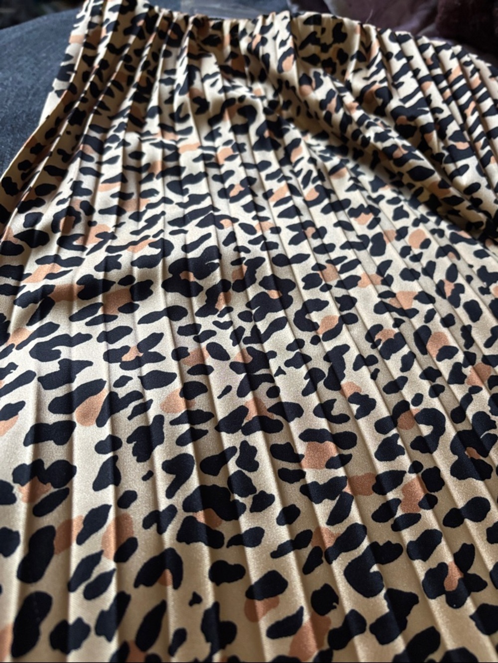 ON 34TH Trendy Leopard Print Pleated Midi Skirt | Size M - Picture 4 of 9